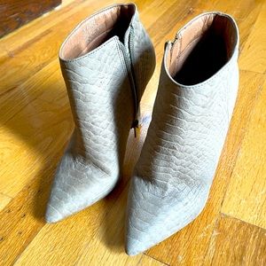 Steve Madden Heeled Booties